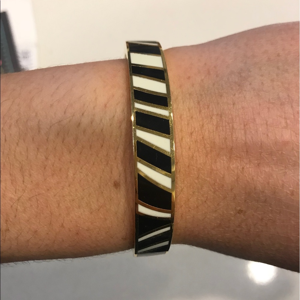 NWOT Kate Spade NY animal print bangle! Trendy!!!